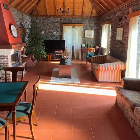 Refugio Camelias * Santana (Madeira)