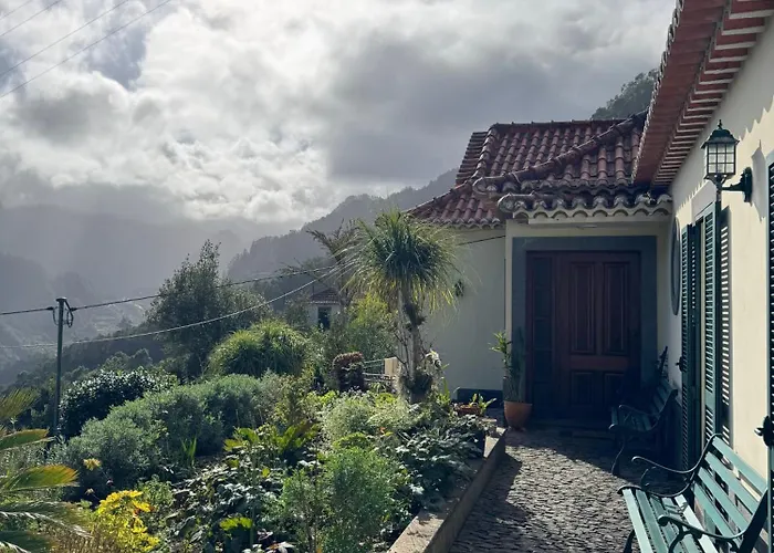 Refugio Camelias Landsted Santana (Madeira)