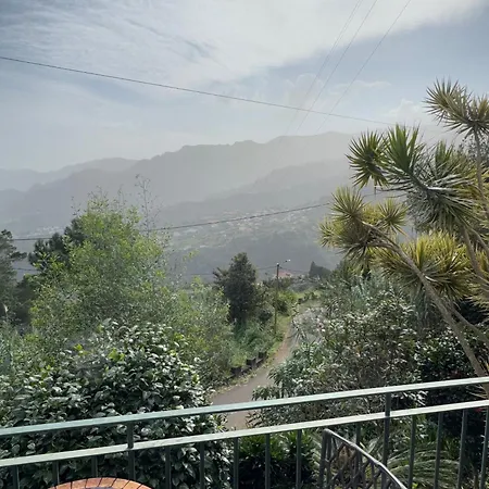 Venkovský dům Refugio Camelias